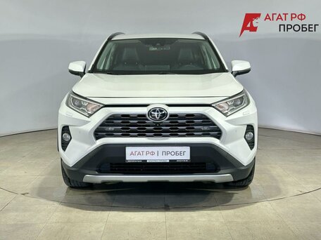 2020 Toyota RAV4 V (XA50), белый, 3560000 рублей, вид 2