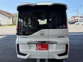 2017 Honda Stepwgn Spada V Рестайлинг, белый, 1510000 рублей, вид 5