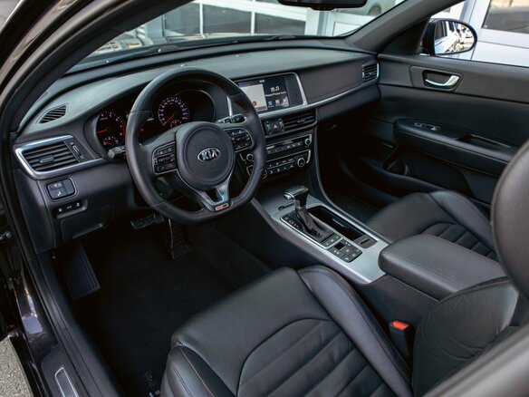 2018 Kia Optima IV, коричневый, 1895000 рублей - вид 14
