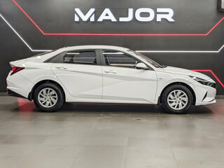 2022 Hyundai Elantra VII (CN7), белый, 2020000 рублей, вид 4