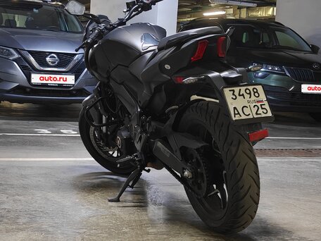 2020 Bajaj Dominar 400, чёрный, 360000 рублей, вид 3
