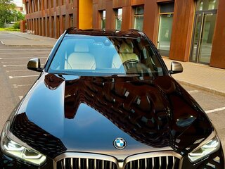 2019 BMW X5 M50d IV (G05/G18), чёрный, 7900000 рублей, вид 2