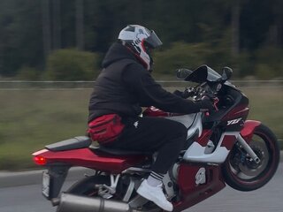 1999 Yamaha YZF-R6, красный, 350000 рублей, вид 4