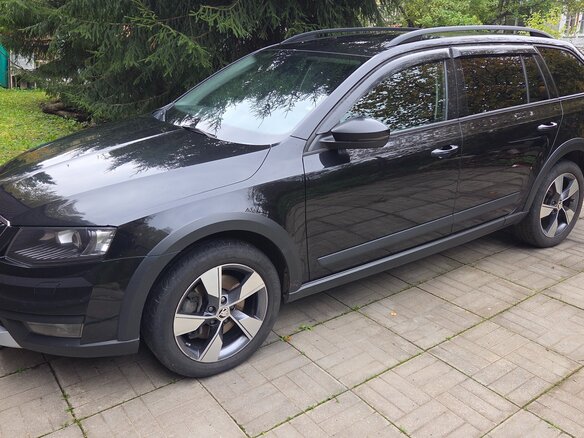 2015 Skoda Octavia Scout III (A7), чёрный - вид 4