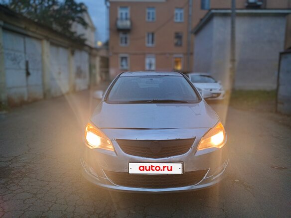 2011 Opel Astra J, серебристый, 190000 рублей - вид 5