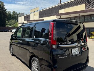 2016 Toyota Esquire I, чёрный, 2100000 рублей, вид 4