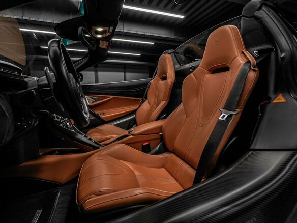 2019 McLaren 720S, синий, 26320000 рублей - вид 18