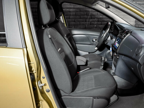 2016 Renault Sandero Stepway II, золотистый - вид 11