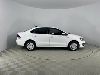 2019 Volkswagen Polo V Рестайлинг, белый, 1317000 рублей, вид 4