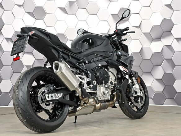 2025 BMW S 1000 R, чёрный, 2049000 рублей - вид 6
