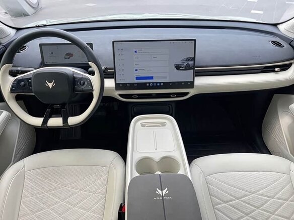 2025 Arcfox T1 42.3 kWh, голубой, 1480000 рублей - вид 9