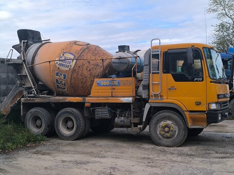 1994 Hino Бетоносмеситель, жёлтый, 2100000 рублей, вид 1
