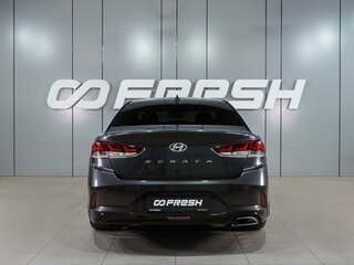 2018 Hyundai Sonata VII (LF) Рестайлинг, серый, 1669000 рублей, вид 4