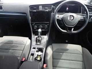 2019 Volkswagen Golf VII Рестайлинг, белый, 1223000 рублей, вид 3