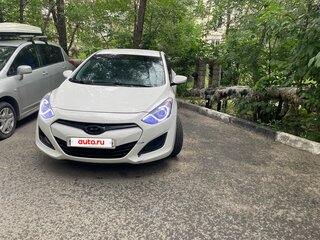 2014 Hyundai i30 II, белый, 900000 рублей, вид 2