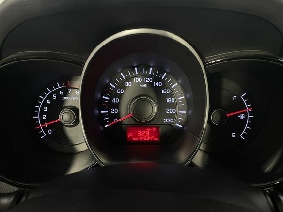 2014 Kia Rio 6-speed III, чёрный - вид 10