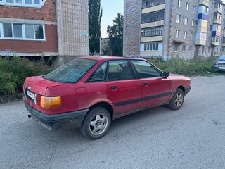1987 Audi 80 IV (B3), красный, 77000 рублей, вид 4