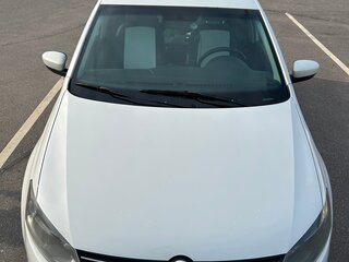2015 Volkswagen Polo V, белый, 450000 рублей, вид 3
