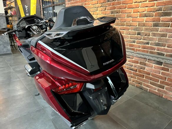 2021 Honda GL 1800 Gold Wing, красный, 3300000 рублей - вид 5