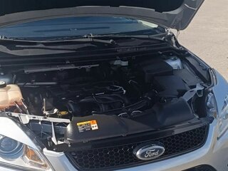 2008 Ford Focus II Рестайлинг, серебристый, 950000 рублей, вид 4