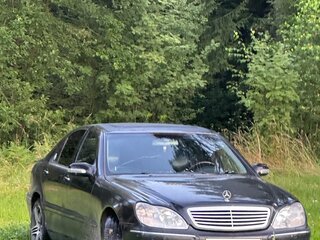 2002 Mercedes-Benz S-Класс 320 IV (W220), чёрный, 650000 рублей, вид 1
