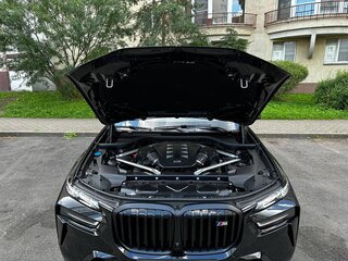 2023 BMW X7 M60i I (G07) Рестайлинг, чёрный, 12400000 рублей, вид 4