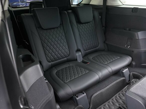 2021 Hongqi HS7 I, чёрный, 3099077 рублей - вид 9