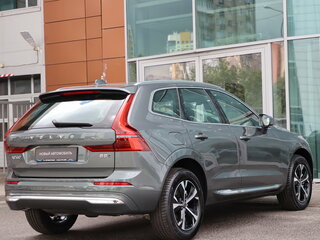 2025 Volvo XC60 II Рестайлинг 2, серый, 5990000 рублей, вид 4