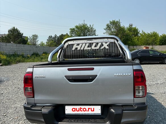 2019 Toyota Hilux VIII, серебристый, 3150000 рублей - вид 4