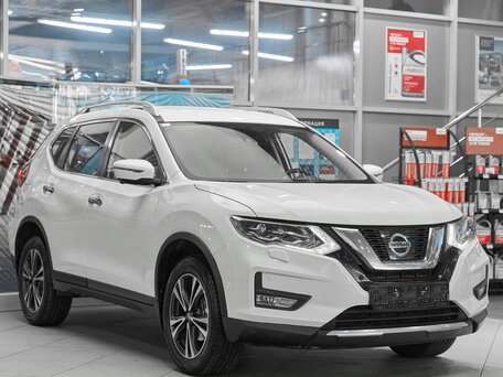 2019 Nissan X-Trail III Рестайлинг, белый, 1899000 рублей, вид 3