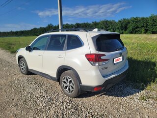2019 Subaru Forester V, белый, 3000000 рублей, вид 5