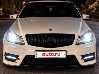 2011 Mercedes-Benz C-Класс 180 BlueEFFICIENCY III (W204) Рестайлинг, белый, 1250000 рублей, вид 3