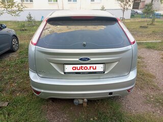 2010 Ford Focus II Рестайлинг, серебристый, 250000 рублей, вид 2