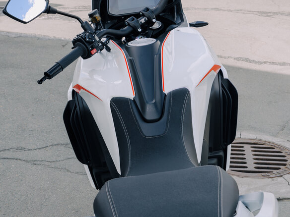 2025 Moto Morini X-CAPE, белый, 1499900 рублей - вид 14