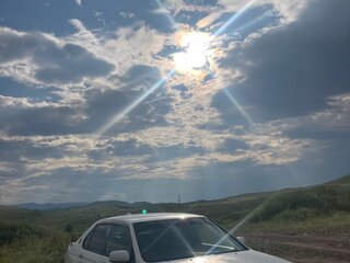 1999 Nissan Bluebird QG18 XI (U14), белый, 370000 рублей, вид 1