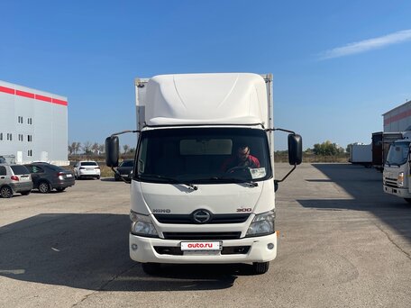 2015 Hino Series 300 (Dutro), белый, 1500000 рублей, вид 3