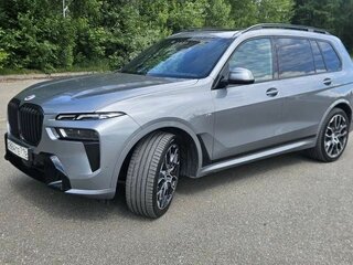 2022 BMW X7 40d I (G07) Рестайлинг, серый, 9990000 рублей, вид 1