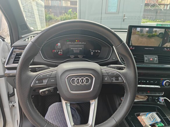 2021 Audi SQ5 II (FY) Рестайлинг, белый, 5990000 рублей - вид 4