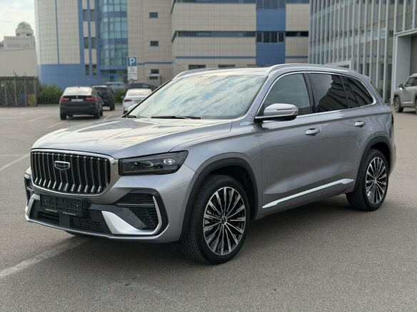 2026 Geely Monjaro I Рестайлинг 2 (China Market), серый, 4200000 рублей - вид 3