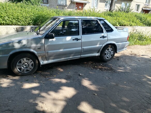 2007 Lada (ВАЗ) 2115, серебристый, 140000 рублей - вид 2