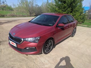 2021 Skoda Rapid II, красный, 2200000 рублей, вид 4