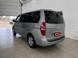 2019 Hyundai Grand Starex I Рестайлинг 2, серебристый, 3500000 рублей, вид 5