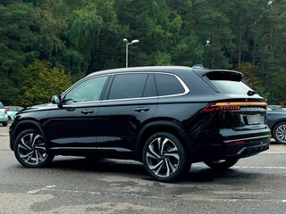 2023 Geely Monjaro (Xingyue L) I, чёрный, 3450000 рублей, вид 4