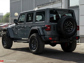 2025 Jeep Wrangler IV (JL) Рестайлинг, серый, 8650000 рублей, вид 4