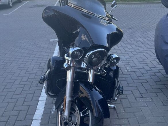 2012 Harley-Davidson Electra Glide, чёрный, 1200000 рублей - вид 14