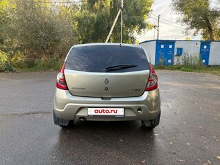 2013 Renault Sandero I, бежевый, 399000 рублей, вид 3