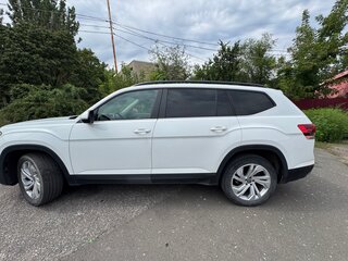 2020 Volkswagen Atlas I Рестайлинг, белый, 3300000 рублей, вид 4