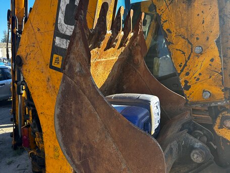 2013 JCB 4CX, 6300000 рублей, вид 3