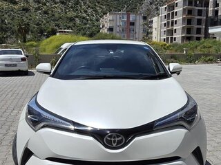 2019 Toyota C-HR I, белый, 1800000 рублей, вид 1
