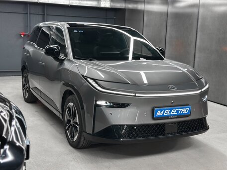 2026 Toyota bZ3X 58.3 kWh, серый, 2980000 рублей, вид 1
